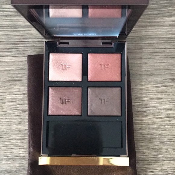 Tom Ford Eye Color Quad 03 BODY HEAT in excellent condition.please check photos - Picture 4 of 5